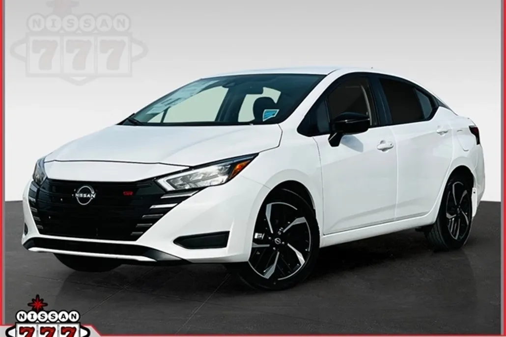 2025 Nissan Versa 1.6 SR photo 1
