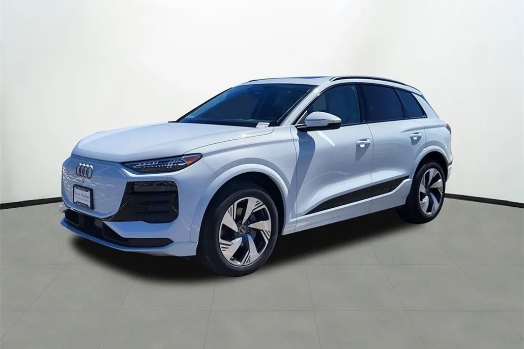 2025 Audi Q6 E-tron Premium Plus photo 1