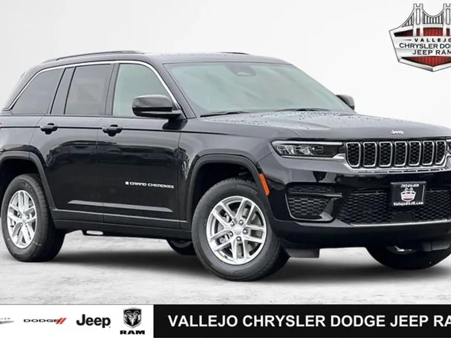 2025 Jeep Grand Cherokee Laredo X photo 1