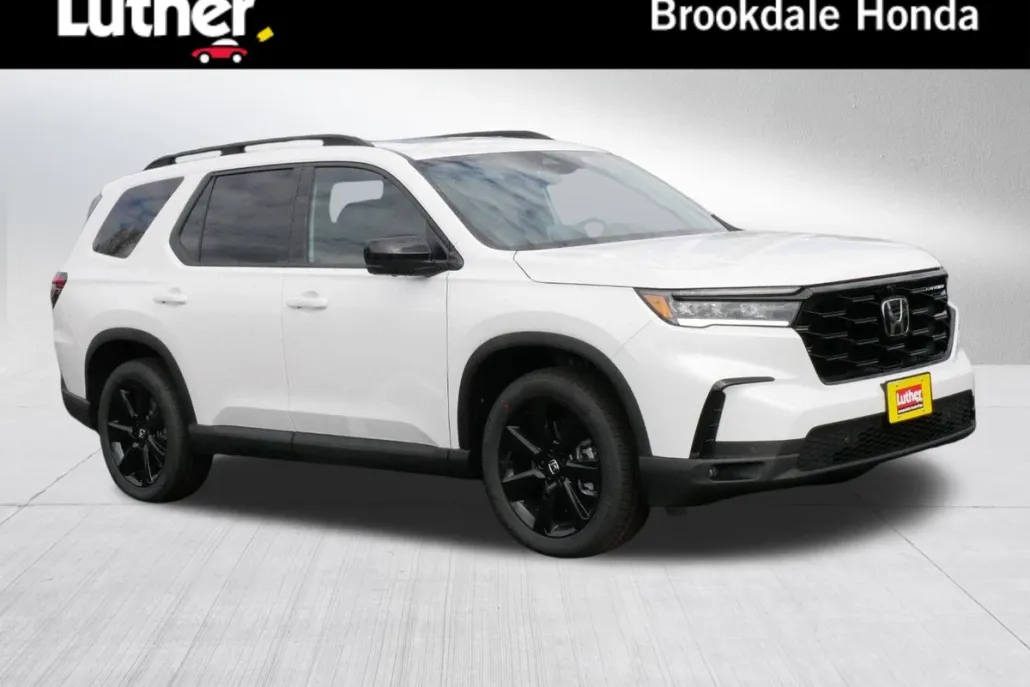 2025 Honda Pilot Black Edition photo 1