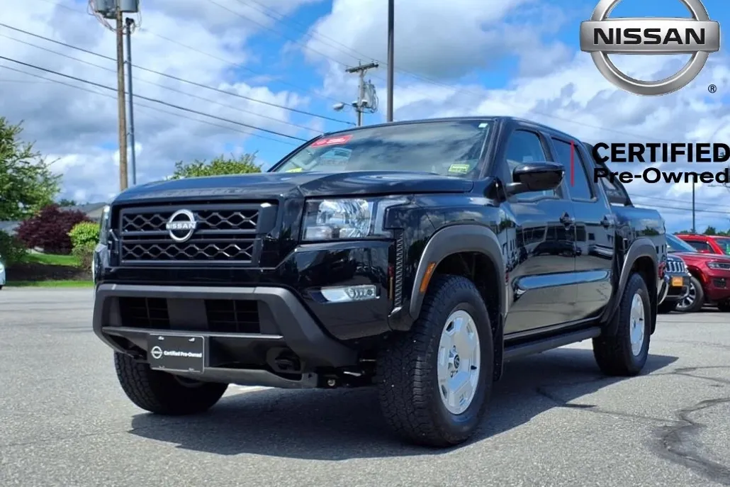 2024 Nissan Frontier Crew Cab photo 1