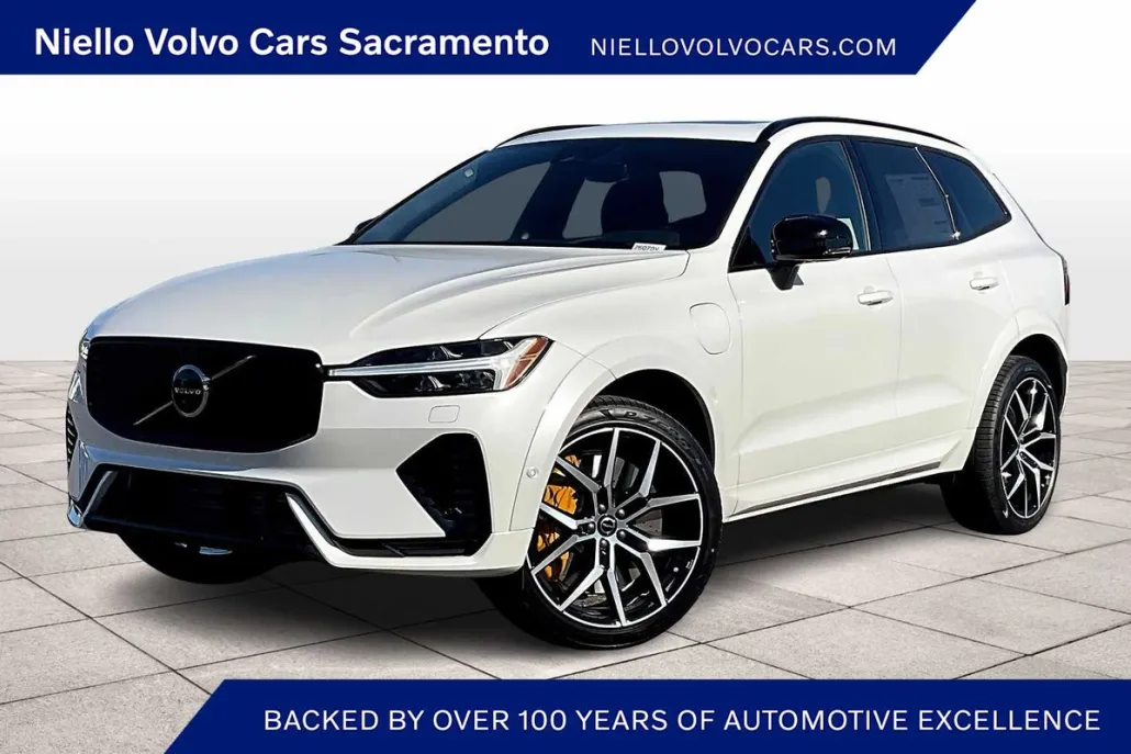 2026 Volvo XC60 T8 Polestar photo 1
