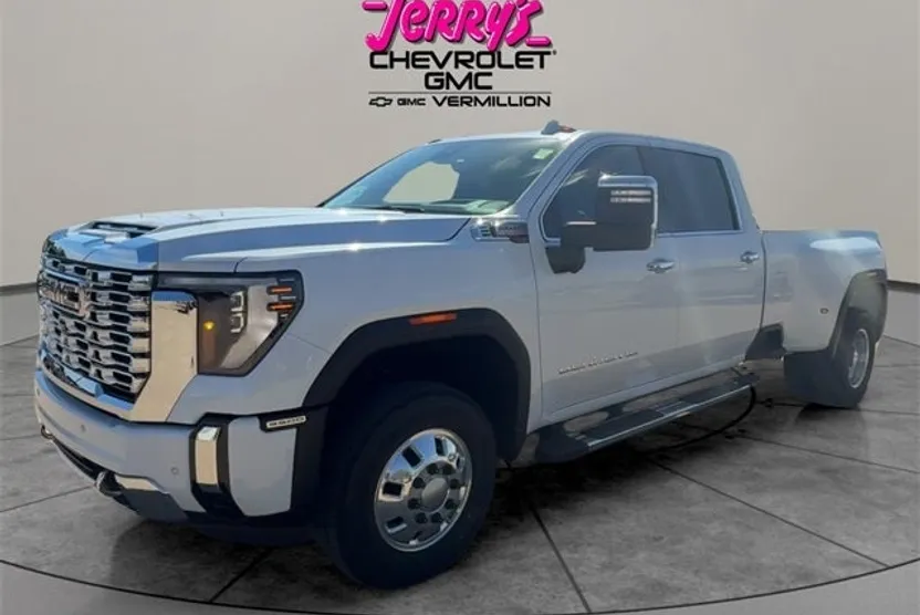 2026 Gmc Sierra HD Denali photo 1