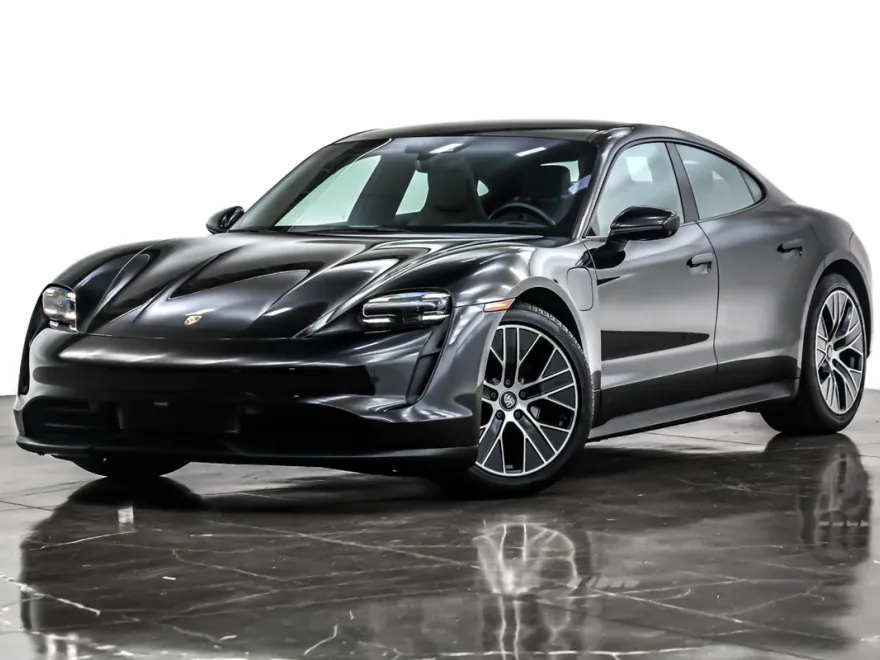 2021 Porsche Taycan photo 1