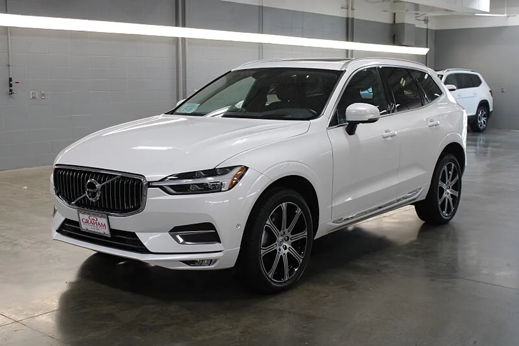 2021 Volvo XC60 Inscription photo 1