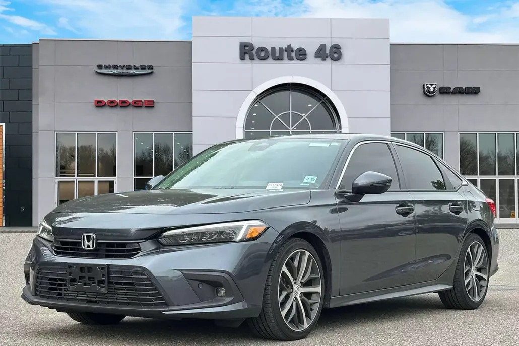2024 Honda Civic Touring photo 1
