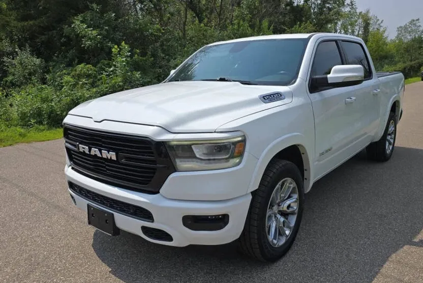 2020 Ram 1500 Laramie photo 1