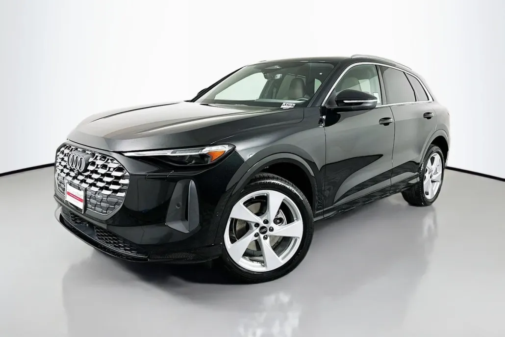 2025 Audi Q5 Premium Plus photo 1