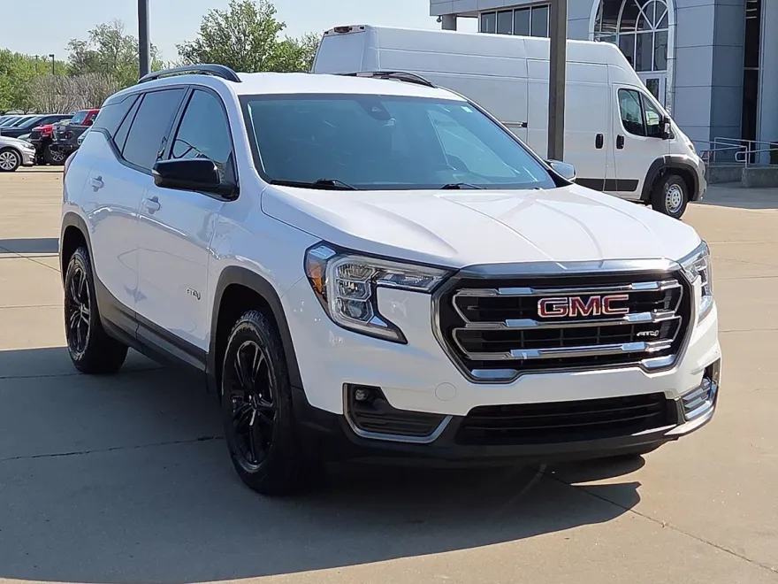 2022 Gmc Terrain AT4 photo 1