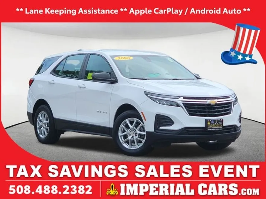 2023 Chevrolet Equinox LS photo 1