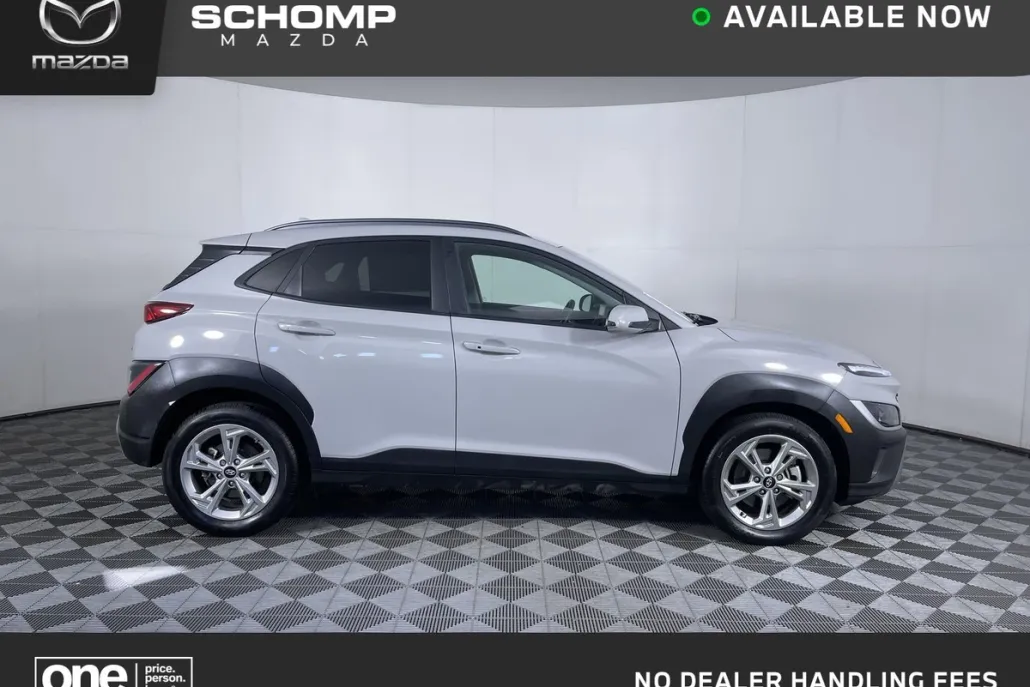 2023 Hyundai Kona SEL photo 1