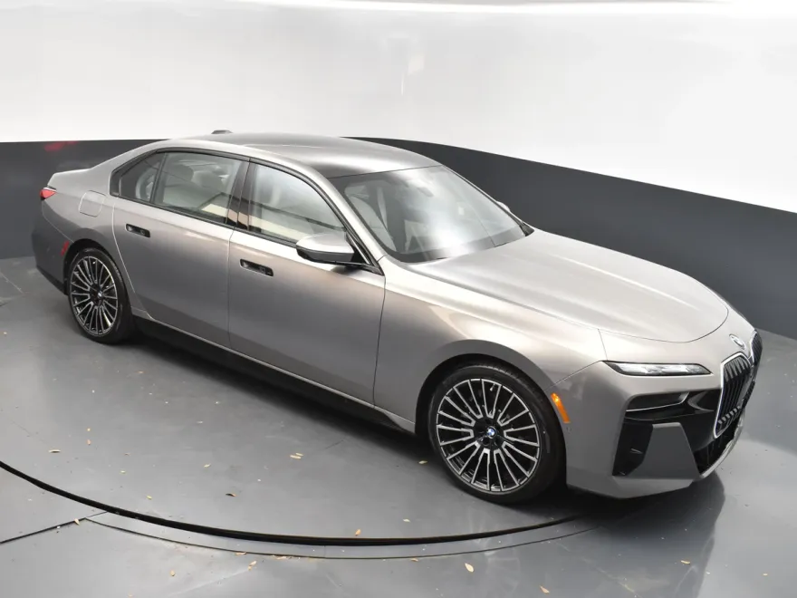 2025 Bmw i7 eDrive50 photo 1