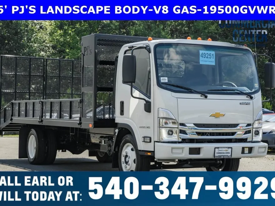 2025 Chevrolet Silverado photo 1