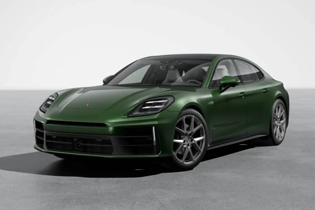 2026 Porsche Panamera 4 photo 1