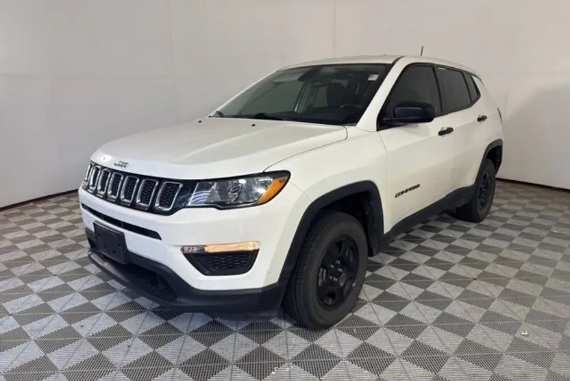 2020 Jeep Compass Sport photo 1