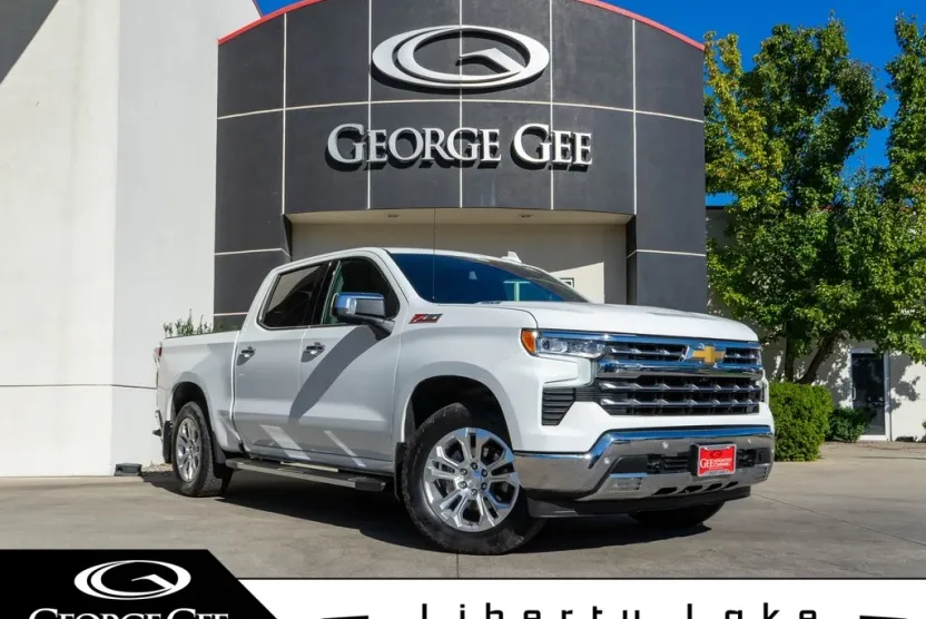 2023 Chevrolet Silverado 1500 LTZ photo 1