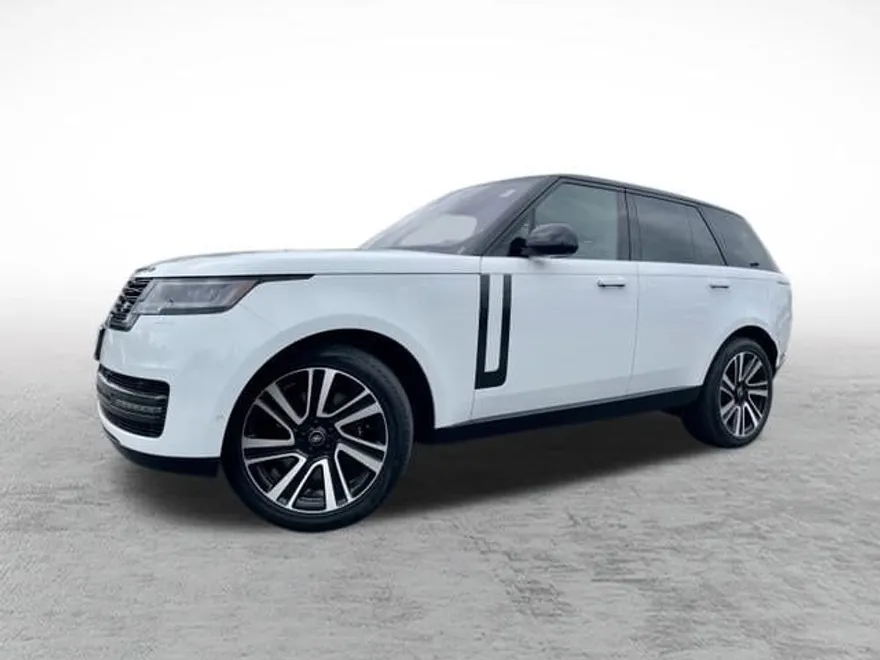 2023 Land Rover Range Rover SE photo 1