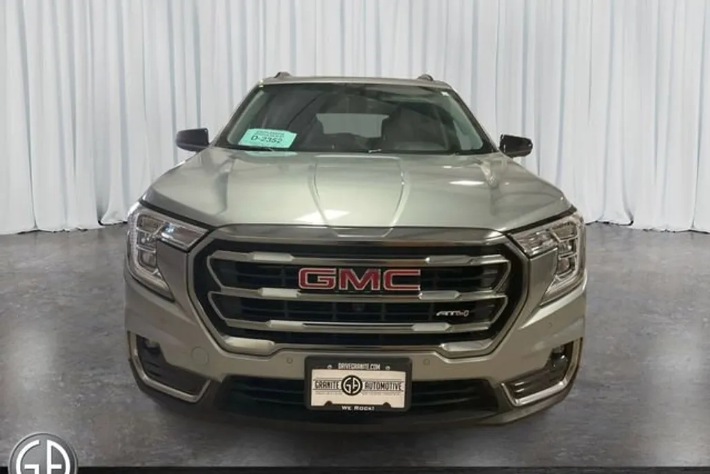 2023 Gmc Terrain AT4 photo 1