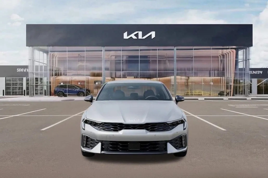 2026 Kia K5 GT-Line photo 1