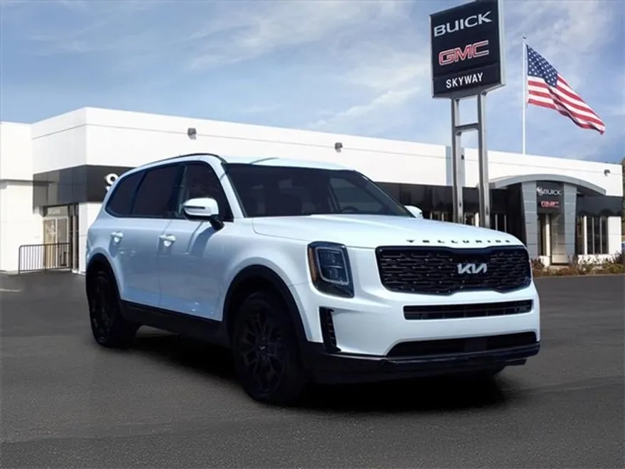 2022 Kia Telluride EX photo 1