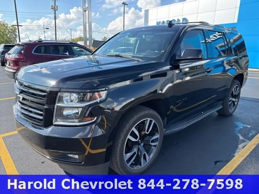 2019 Chevrolet Tahoe LT photo 1