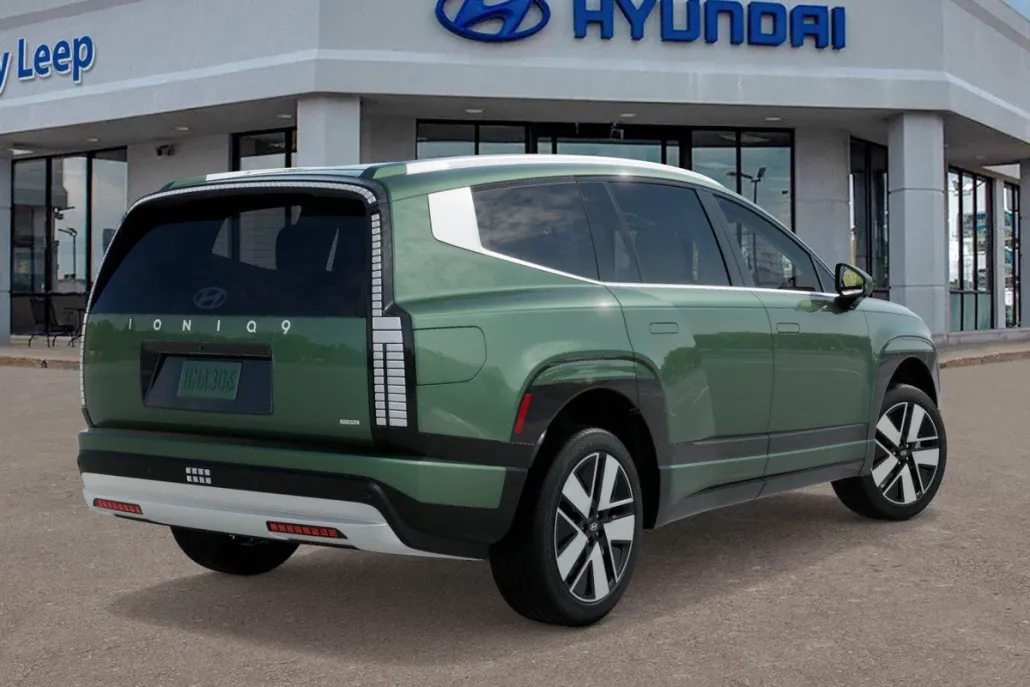 2026 Hyundai Ioniq SEL photo 1