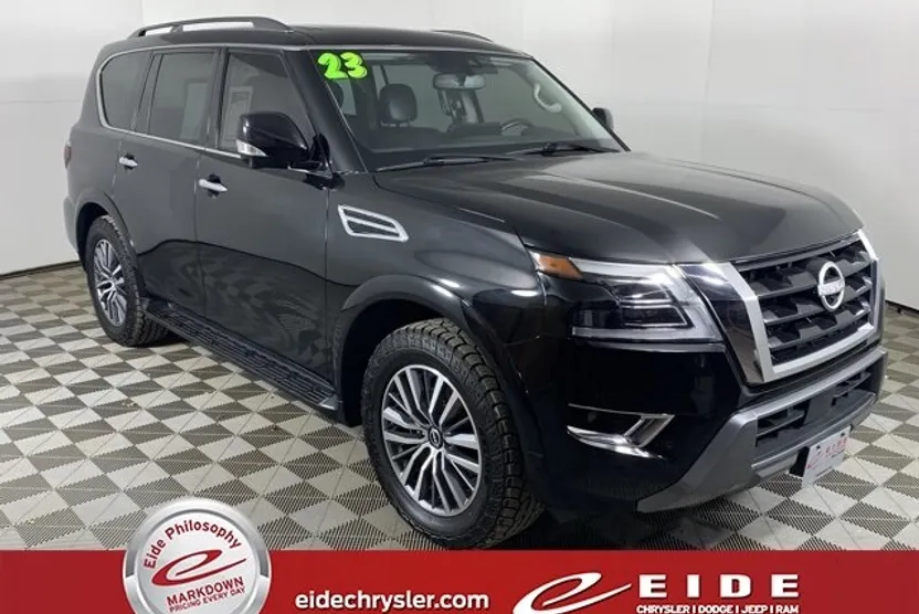 2023 Nissan Armada SL photo 1