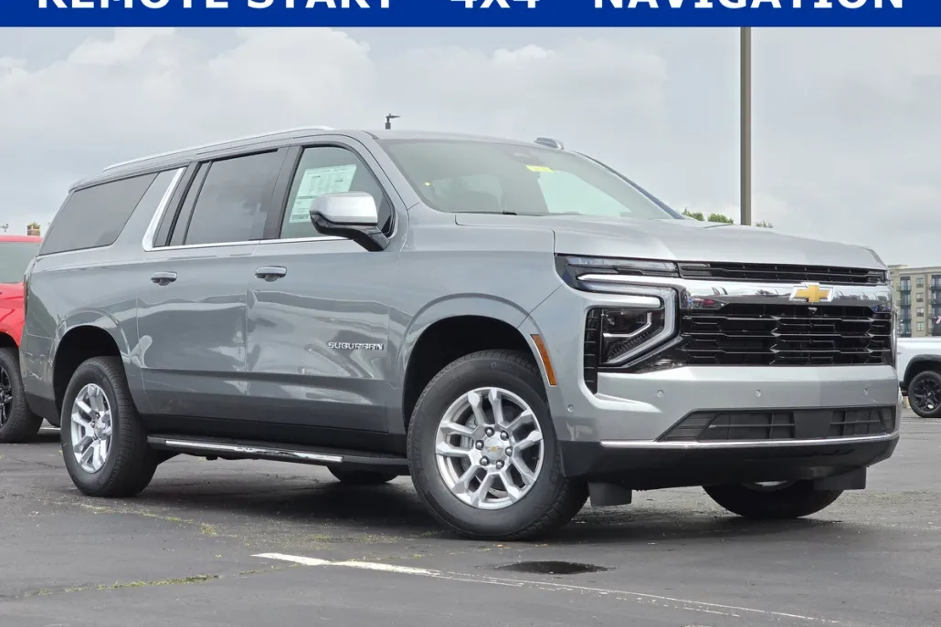2025 Chevrolet Suburban LS photo 1