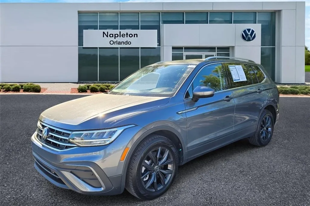 2024 Volkswagen Tiguan SE Wolfsburg Edition photo 1