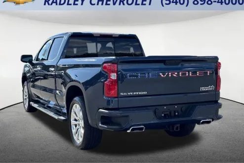 2020 Chevrolet Silverado 1500 High Country photo 3