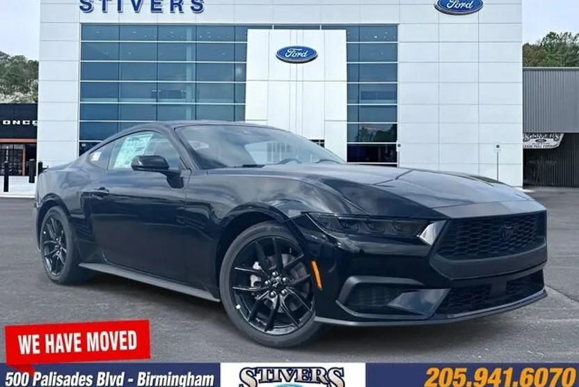 2025 Ford Mustang EcoBoost photo 1