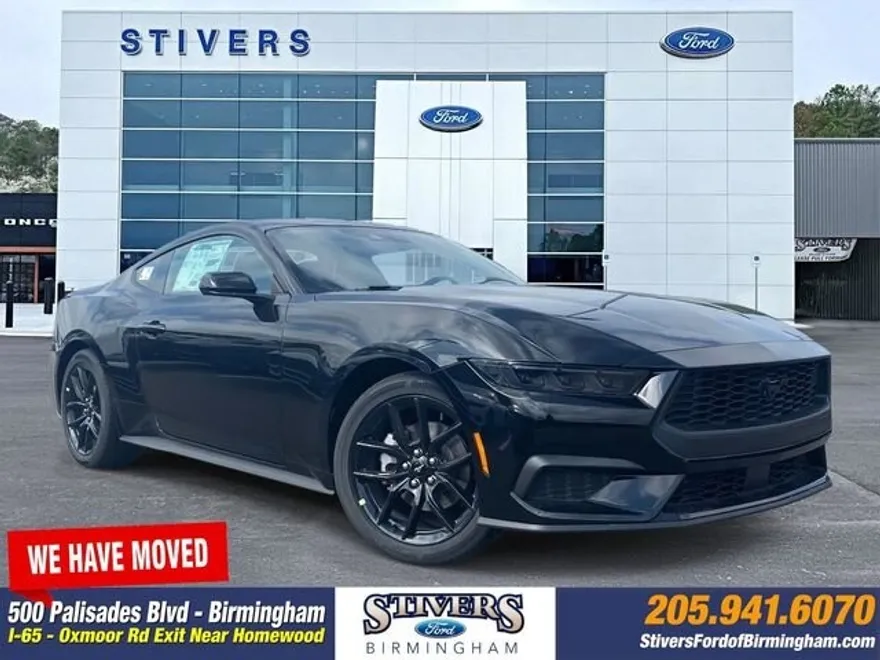2025 Ford Mustang EcoBoost photo 1