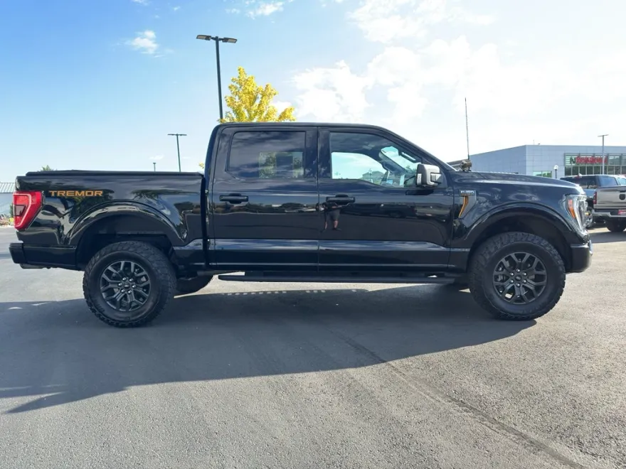 2023 Ford F-150 XL photo 1