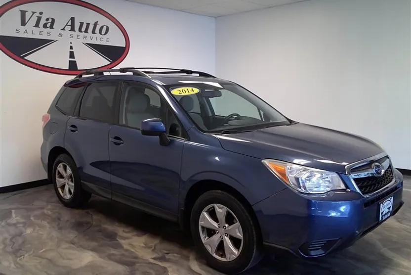 2014 Subaru Forester 2.5i Premium photo 1