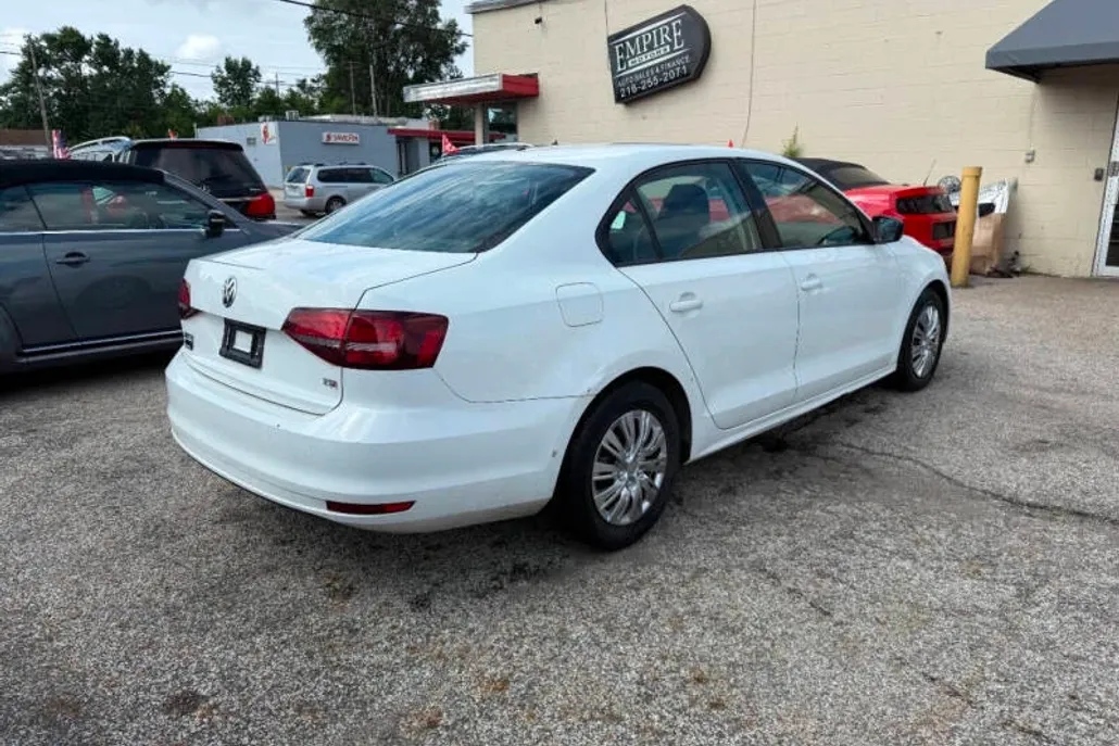2016 Volkswagen Jetta 1.4T S photo 1