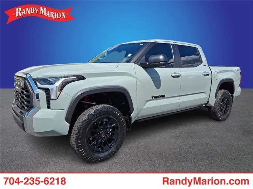 2024 Toyota Tundra SR5 photo 1