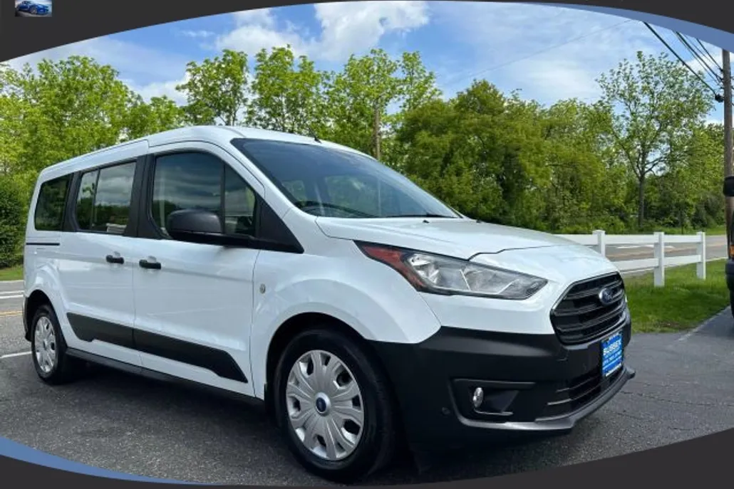 2022 Ford Transit Passenger XL Van photo 1