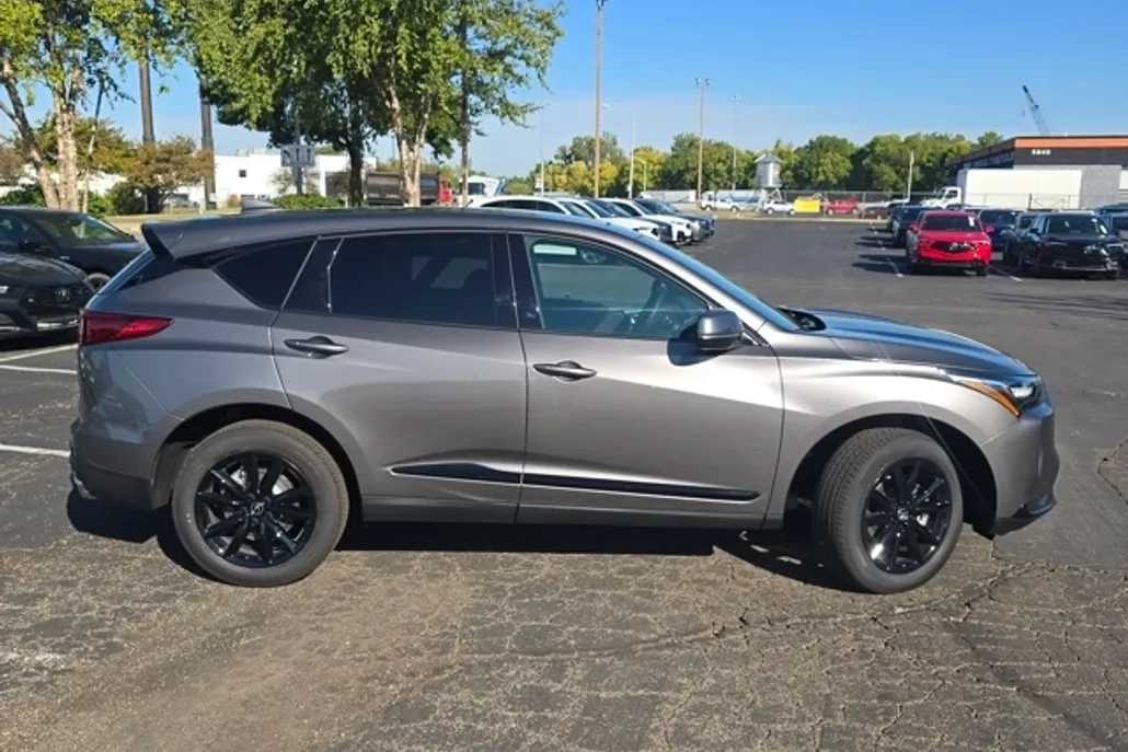 2025 Acura RDX photo 1
