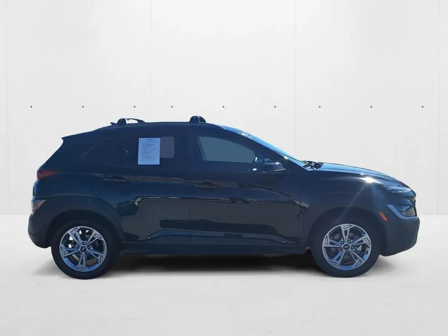 2023 Hyundai Kona SEL photo 1