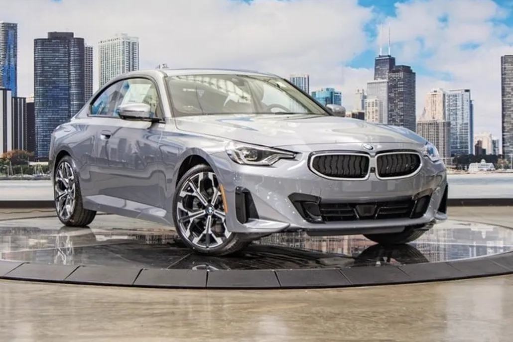 2025 Bmw 230i xDrive Coupe photo 1