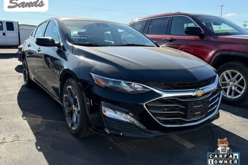 2023 Chevrolet Malibu 1LT photo 1