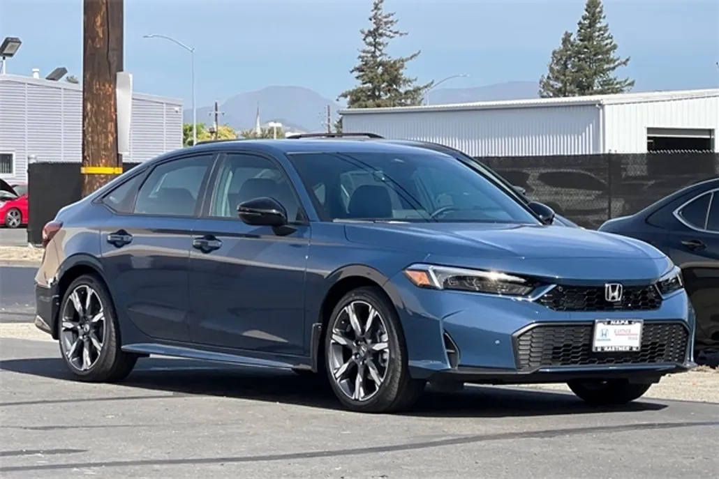 2025 Honda Civic Hybrid Sport Touring photo 1