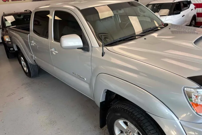2008 Toyota Tacoma PreRunner photo 1