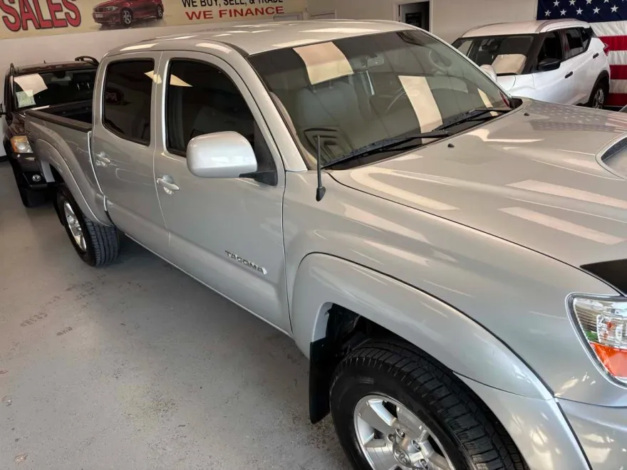 2008 Toyota Tacoma PreRunner photo 1