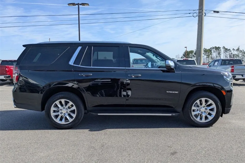 2023 Chevrolet Tahoe Premier photo 1