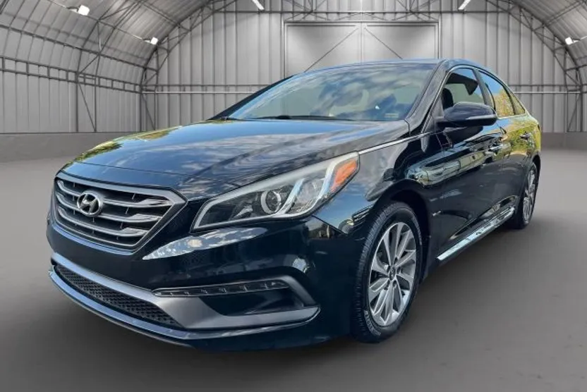2016 Hyundai Sonata Sport photo 1