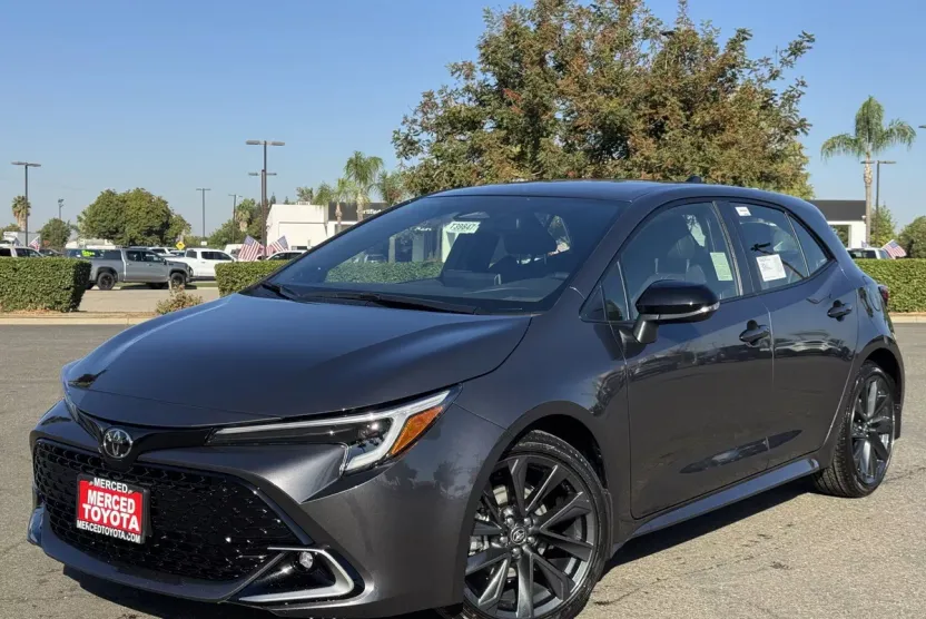 2026 Toyota Corolla XSE photo 1