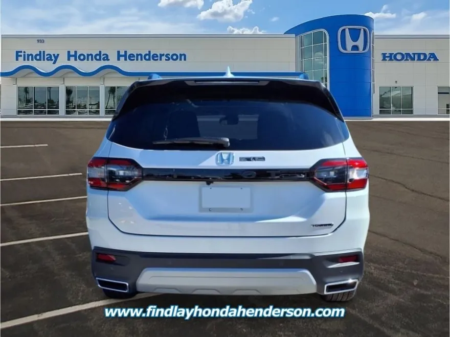 2025 Honda Pilot Touring photo 1