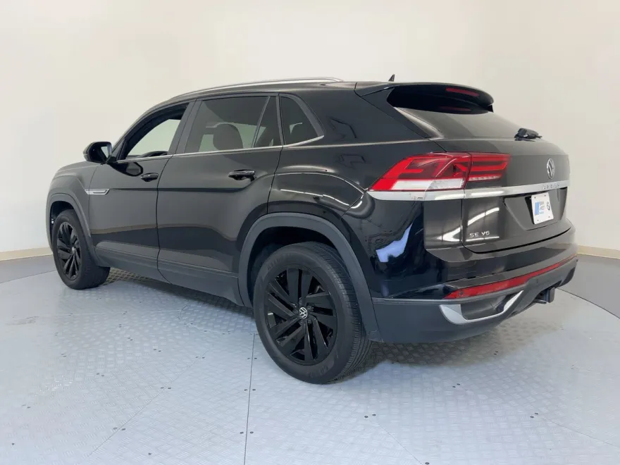 2023 Volkswagen Atlas Cross Sport V6 SE Technology photo 1