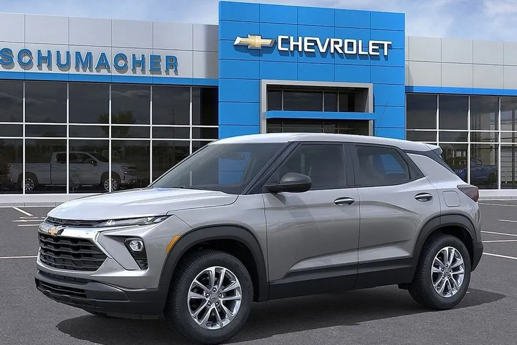 2026 Chevrolet Trailblazer LS photo 1
